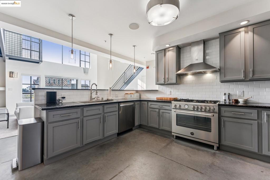 MLS #41118888 image #16