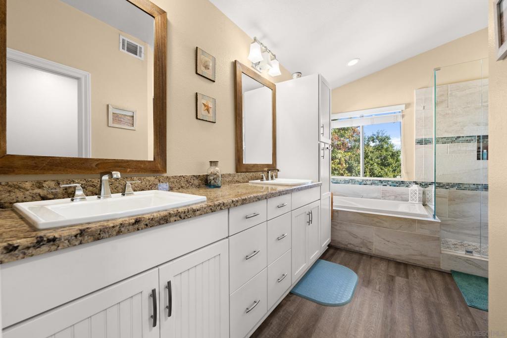 MLS #250041168SD image #16