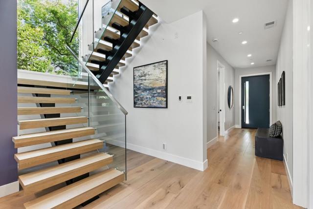 2200 Saint Francis Drive, Palo Alto CA: https://media.crmls.org/mediaz/48f1426e-5af2-4e59-ba32-614006c97f0c.jpg