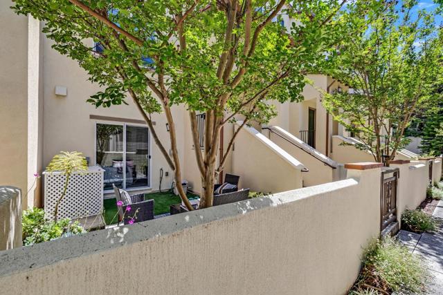 343 Santa Elena Terrace, Sunnyvale CA: https://media.crmls.org/mediaz/48f27d6d-ea65-4f70-98a9-a52bb09c9ada.jpg