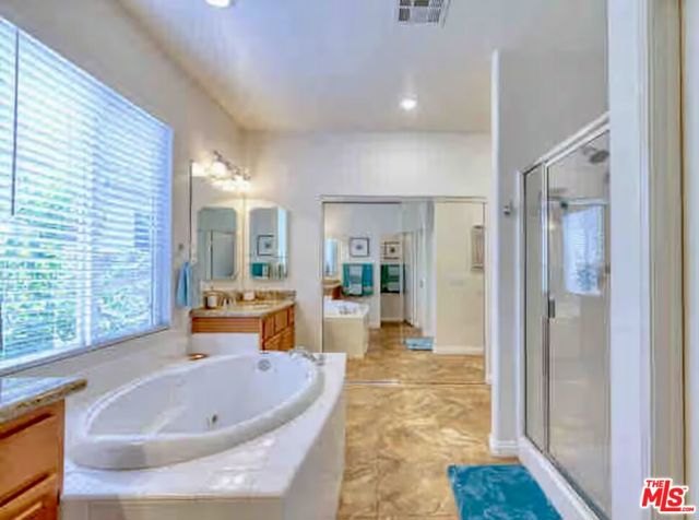 82599 Grant Drive, Indio CA: https://media.crmls.org/mediaz/48f39e44-1e32-4826-81c1-e4b441d0b10c.jpg