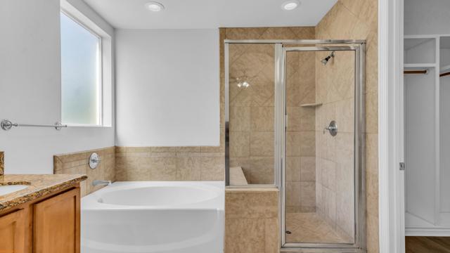 Image 18 of 39 For 12454 Via Loreto