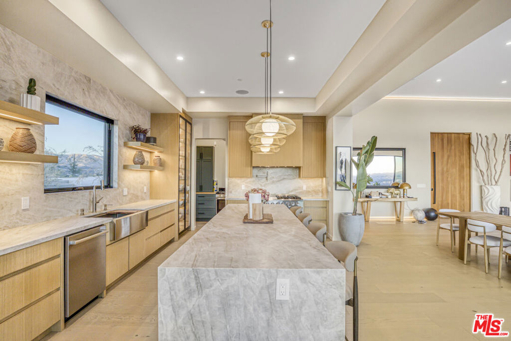 MLS #26865439 image #31