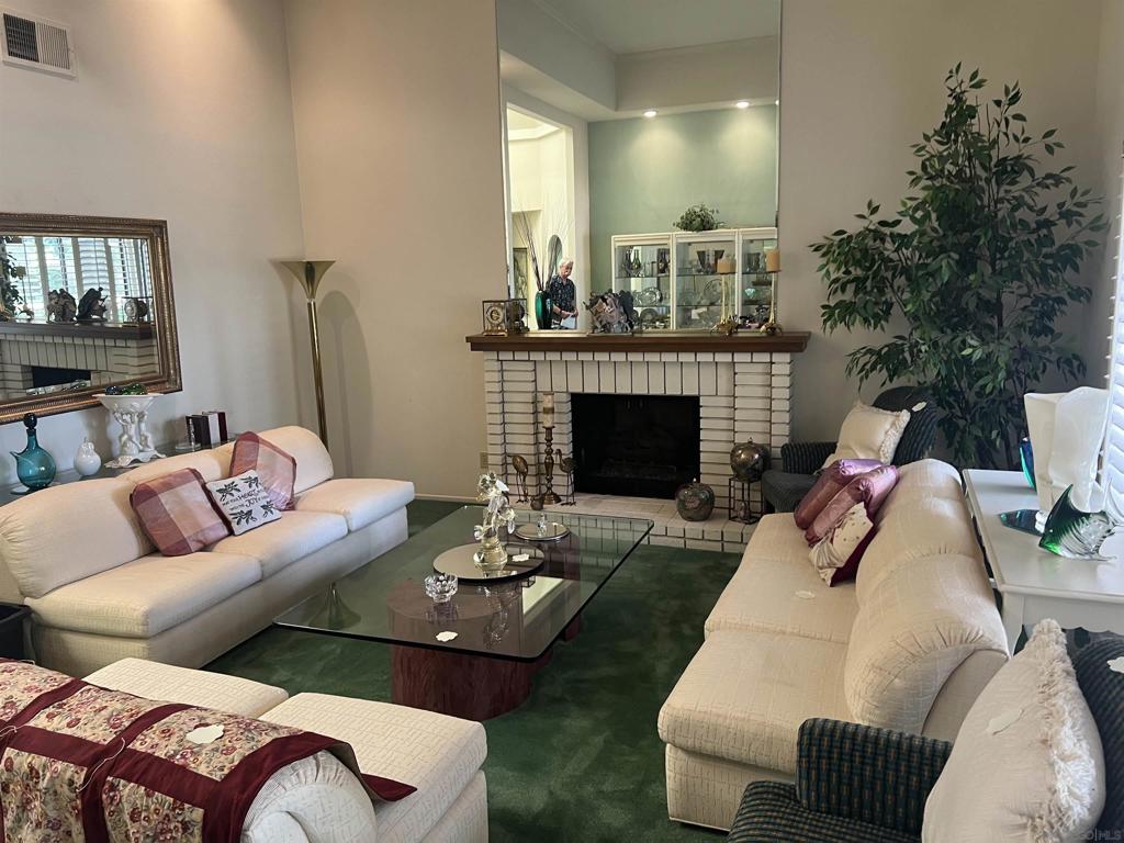 MLS #250043611SD image #11