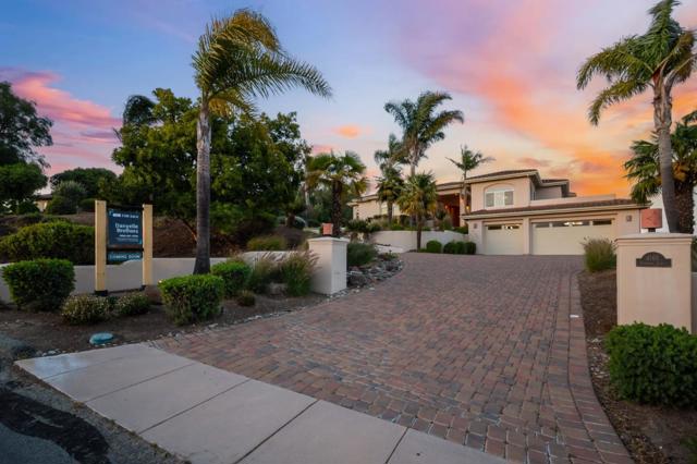 4165 Ashford Circle, Hollister CA: https://media.crmls.org/mediaz/48f63980-4118-4173-8426-e765d43f0393.jpg