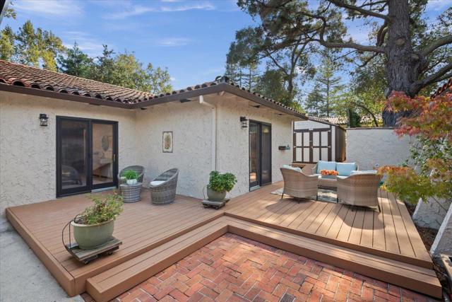 15390 Quito Road, Saratoga CA: https://media.crmls.org/mediaz/48f63b62-df41-4872-bd83-604a6335d819.jpg