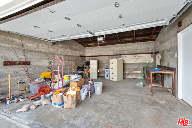 12926 Bonaparte Avenue, Los Angeles CA: https://media.crmls.org/mediaz/48f6aeed-b754-4326-b86c-e2d8980481c7.jpg