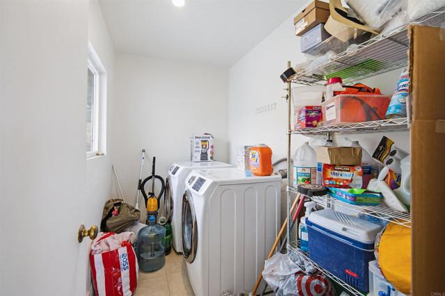 Detail Gallery Image 25 of 35 For 304 Edgerton, San Bernardino,  CA 92405 - 4 Beds | 3 Baths