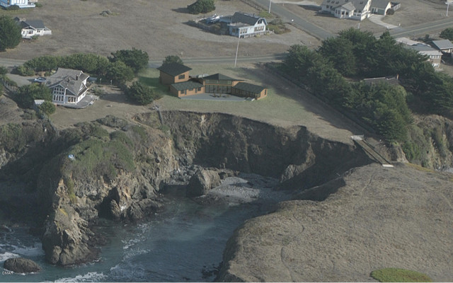 Detail Gallery Image 15 of 19 For 45551 S Caspar Dr, Mendocino,  CA 95460 - – Beds | – Baths