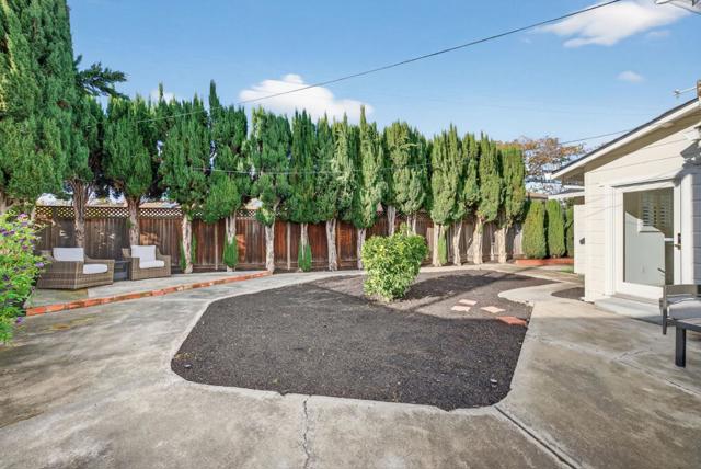 6365 Candlewood Court, Cupertino CA: https://media.crmls.org/mediaz/48f784e2-cd91-49e6-a44a-f74d33d09964.jpg