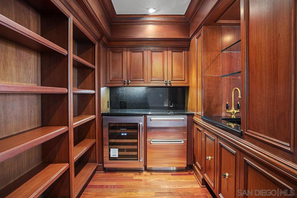 200 Harbor Drive - photo 16