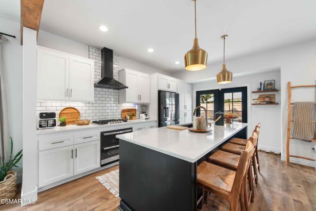 2658 Morning Grove Way, Thousand Oaks CA: https://media.crmls.org/mediaz/48f8474a-a4d3-4de5-9cde-e99b1f4a4921.jpg