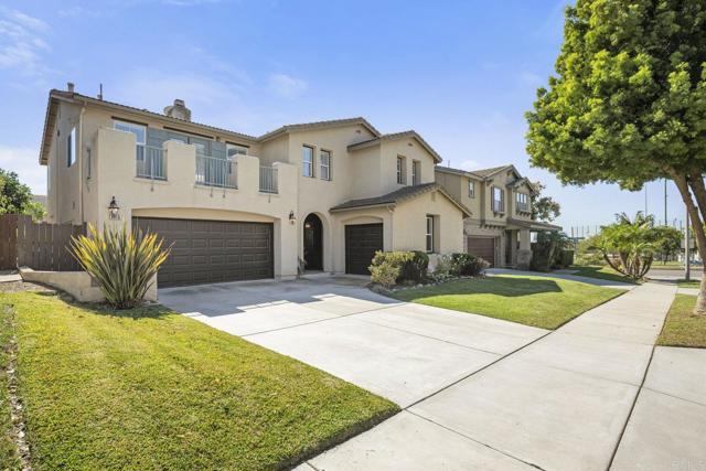 Detail Gallery Image 4 of 41 For 9815 Fox Valley Way, San Diego,  CA 92127 - 4 Beds | 3 Baths