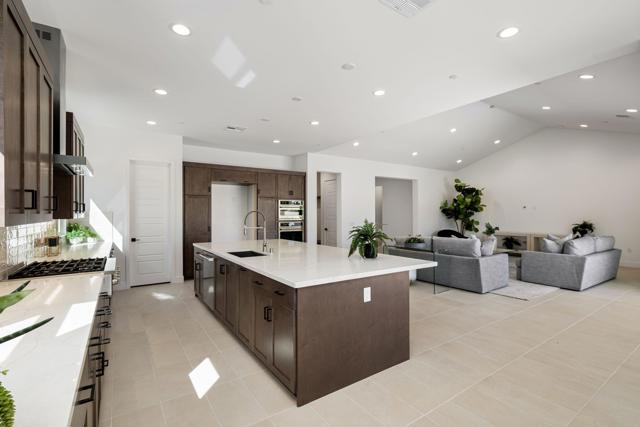 57540 Cherrywood Place, La Quinta CA: https://media.crmls.org/mediaz/48fa4fe3-2933-4d72-bab3-4f2bce34eae1.jpg