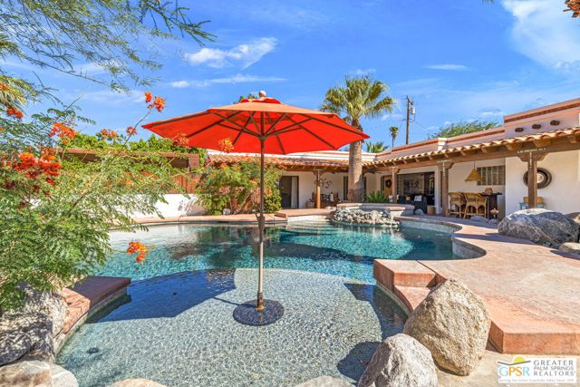 2336 N Girasol Avenue, Palm Springs CA: https://media.crmls.org/mediaz/48fa5120-fb18-4b09-aa33-e96f60c7c57a.jpg