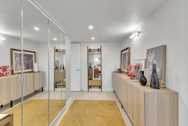 69 Nile Street, Palm Springs CA: https://media.crmls.org/mediaz/48fabf98-6789-4de0-9f0d-a984a8034311.jpg