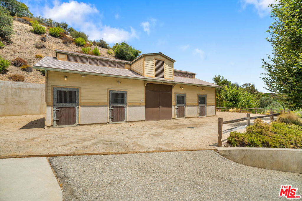 MLS #26872395 image #45