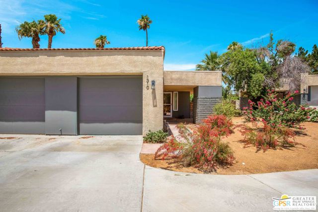 1310 Sunflower Circle, Palm Springs, California 92262, 2 Bedrooms Bedrooms, ,1 BathroomBathrooms,Condominium,For Sale,Sunflower,24408637