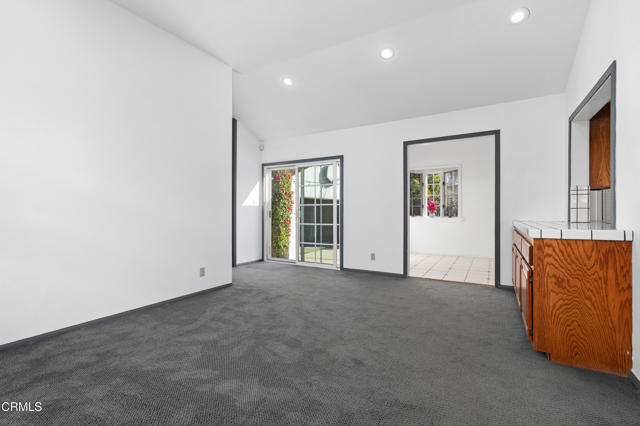 Detail Gallery Image 17 of 35 For 4920 Nagle Ave, Sherman Oaks,  CA 91423 - 3 Beds | 2 Baths