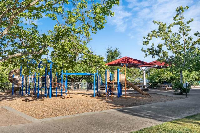 1119 Glengarry Drive, Walnut Creek CA: https://media.crmls.org/mediaz/48fd40c6-266e-4a3a-b49f-d8c35f9c4612.jpg