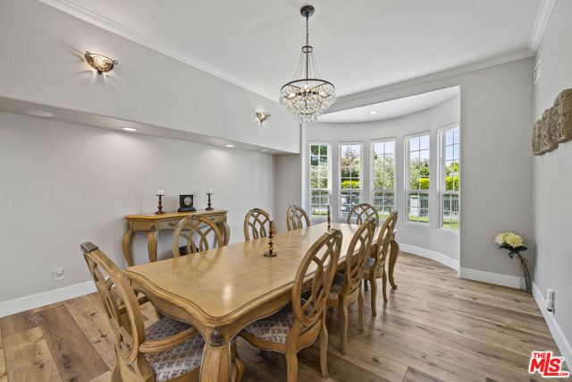 8944 Enfield Avenue, Sherwood Forest CA: https://media.crmls.org/mediaz/48fe1b4f-b805-4110-a26c-fe6b3af85881.jpg