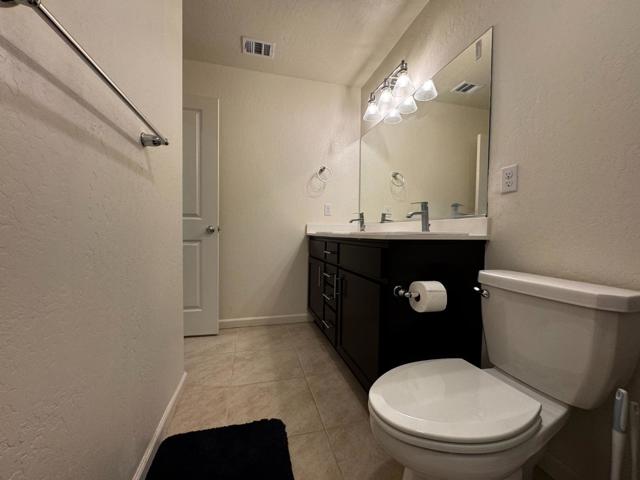 248 Grand Canyon Court, Merced CA: https://media.crmls.org/mediaz/48ff5b1d-1660-4065-b6fc-df52f7de3b39.jpg