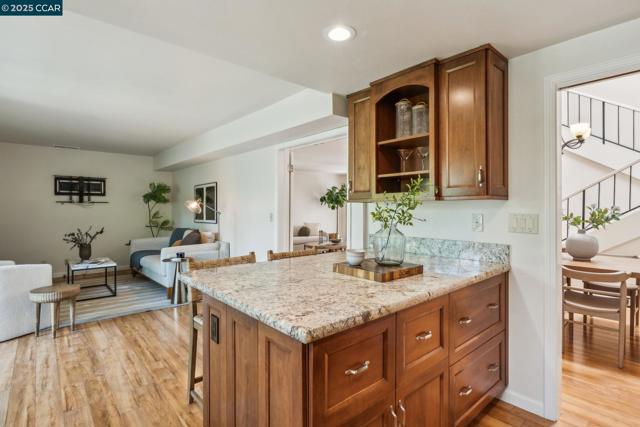 1560 Gilboa Dr, Walnut Creek CA: https://media.crmls.org/mediaz/48ff8be0-0d74-4baf-a19c-67c281e604f3.jpg