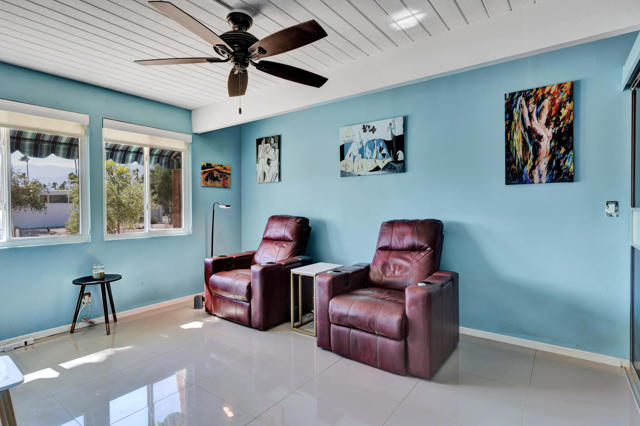 600 E Alexander Way, Palm Springs CA: https://media.crmls.org/mediaz/48ffbe6b-5034-48cb-a5ad-36a6f2b254c2.jpg