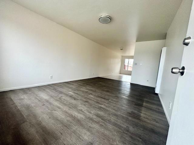 634 Yreka Drive, Salinas CA: https://media.crmls.org/mediaz/48ffc4ae-14ec-4667-82cb-3ec98e29b69e.jpg