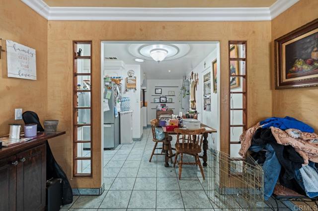 1134 Carlsbad Street, Spring Valley CA: https://media.crmls.org/mediaz/48ffe324-a274-4398-9422-5f5e7bc0120f.jpg
