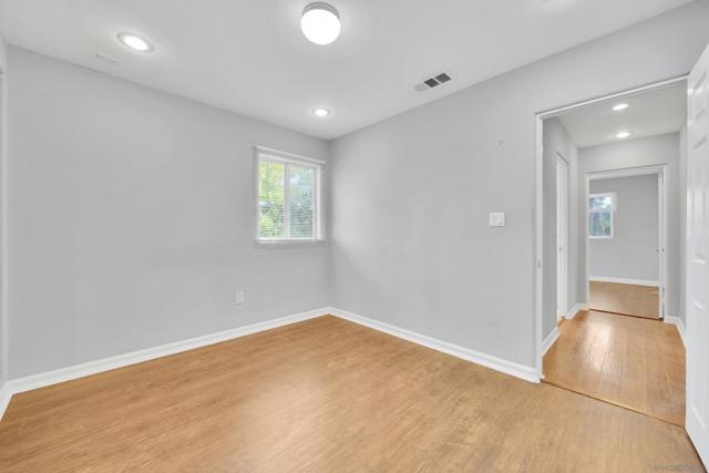 5170 Randlett Dr, La Mesa CA: https://media.crmls.org/mediaz/48fffa67-506d-4317-a28b-ca733d708f4e.jpg