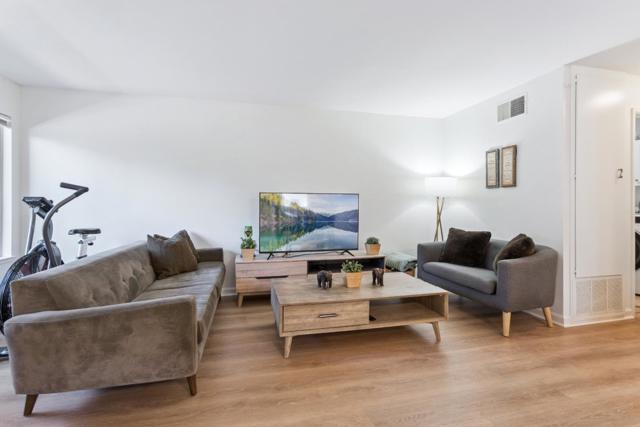 2340 Warfield Way, San Jose CA: https://media.crmls.org/mediaz/49005ff5-975f-44c3-b195-fc440fe9153f.jpg