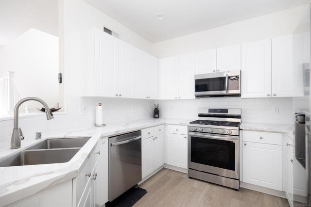 Image 5 of 17 For 11235 Carmel Creek Rd