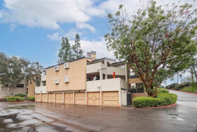 9765 Mesa Springs Way, San Diego CA: https://media.crmls.org/mediaz/49015035-b377-4ff9-9845-2336225fa4fd.jpg
