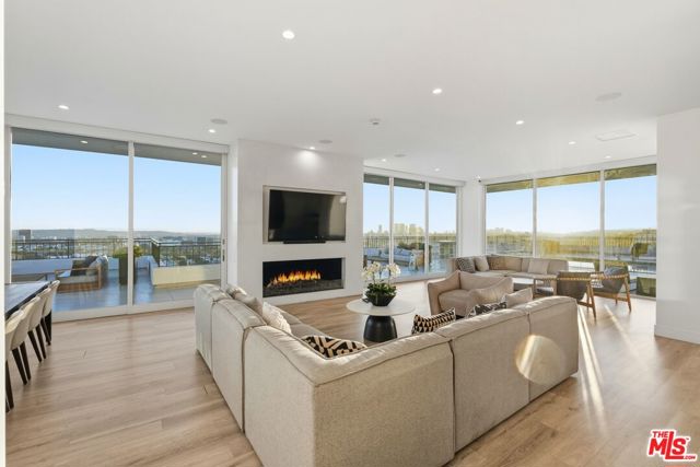 1100 Alta Loma Road, West Hollywood CA: https://media.crmls.org/mediaz/49029d54-2372-405f-8592-552d4db1a91e.jpg