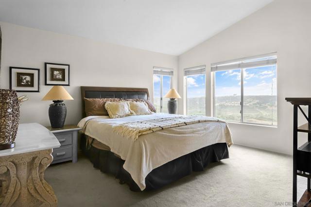 7560 Windy Ridge Rd, San Diego CA: https://media.crmls.org/mediaz/4902b3d9-79c2-4827-aef4-96ca31ca1613.jpg
