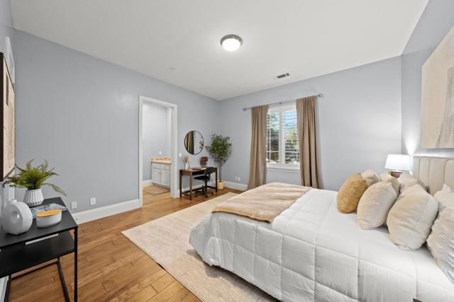 3401 Adams Run, Encinitas CA: https://media.crmls.org/mediaz/49033679-b02b-4d41-9240-a19a83ba6946.jpg