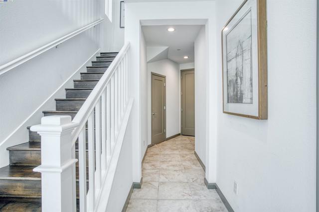 5792 Barley Rd, Dublin CA: https://media.crmls.org/mediaz/49045d24-7b4c-4448-b1a4-4b3a4994c093.jpg