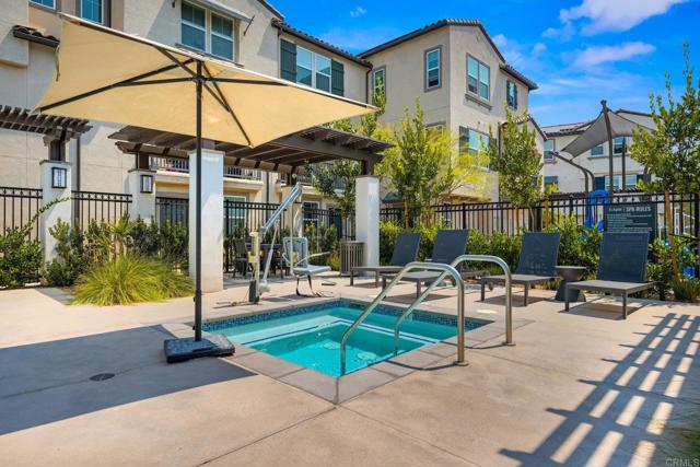 408 Carina, Escondido CA: https://media.crmls.org/mediaz/4905ca78-a7b8-4719-868e-ff1b69b423d8.jpg