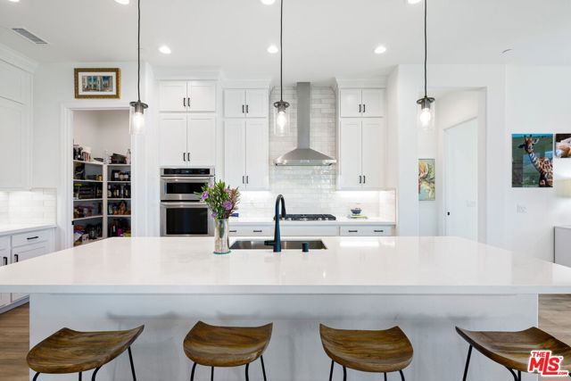 21 Chardonnay, Rancho Mirage CA: https://media.crmls.org/mediaz/4905fd7c-a1be-4725-a16f-b904df80fc36.jpg