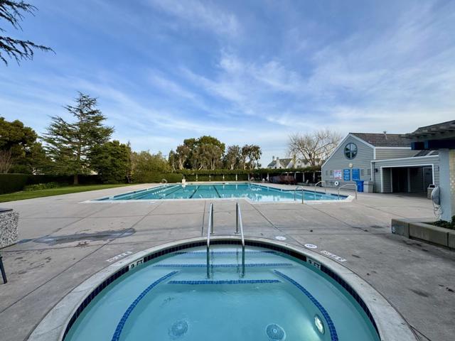 Image 32 of 36 For 608 Bahama Lane