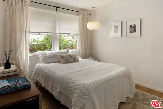 1309 Keniston Avenue, Los Angeles CA: https://media.crmls.org/mediaz/49077dab-396d-44f7-bb48-c8cb27be3f77.jpg