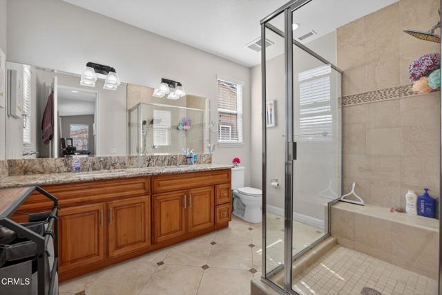 Detail Gallery Image 17 of 42 For 8514 Morningstar Ln, Canoga Park,  CA 91304 - 4 Beds | 4 Baths