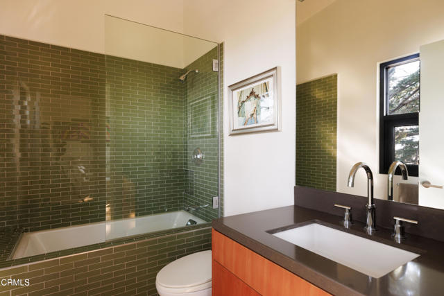 732 Crane Boulevard, Los Angeles CA: https://media.crmls.org/mediaz/49099a44-2f0a-4e6b-8cf1-35814954d143.jpg