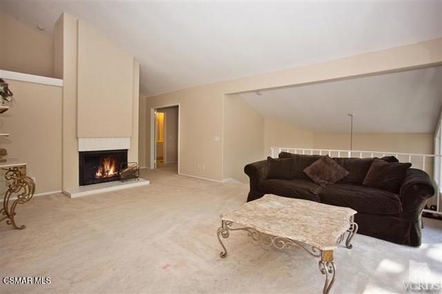 6457 Winona Court, Oak Park CA: https://media.crmls.org/mediaz/4909f6e9-6c44-434d-a2e4-0a46fd7e1414.jpg