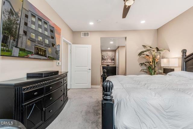 2810 Wagon Wheel Road, Oxnard CA: https://media.crmls.org/mediaz/490a959a-001b-4b05-b8e0-38eb2e8eec35.jpg