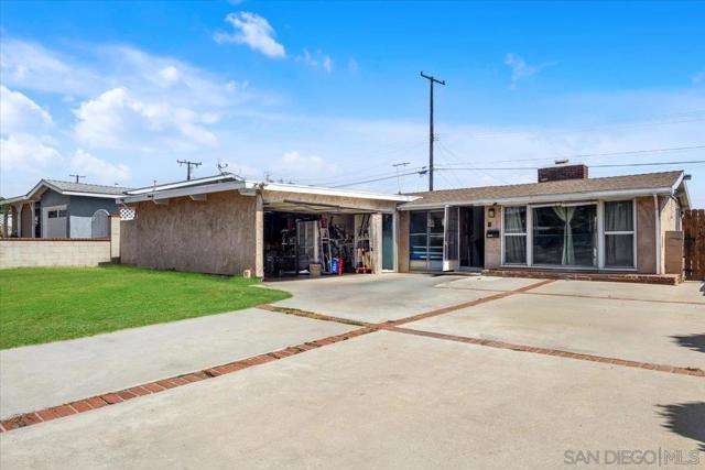 13102 Sunnybrook Ln, La Mirada CA: https://media.crmls.org/mediaz/490ac7e3-92e0-456a-b01d-44bf17d4343e.jpg