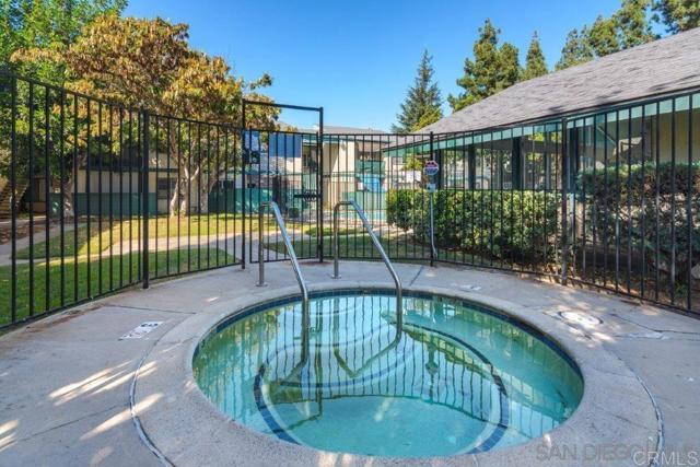 Detail Gallery Image 21 of 31 For 1817 E Grand Ave, Escondido,  CA 92027 - 2 Beds | 1/1 Baths