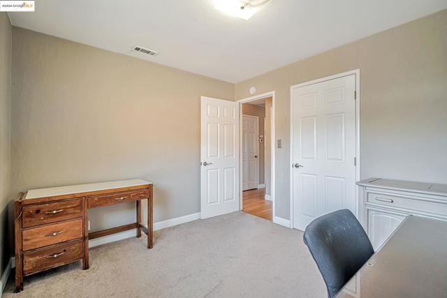 581 Fairway Street, Hayward CA: https://media.crmls.org/mediaz/490b908e-9292-4f9b-8aa3-6e87649a9a00.jpg