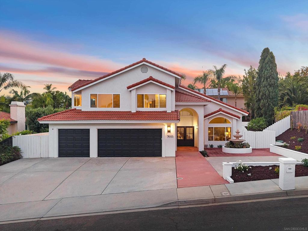 7033 El Fuerte St - photo 2